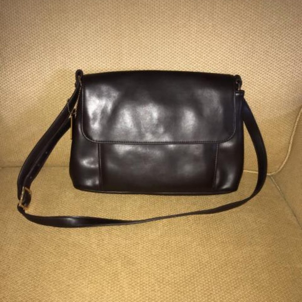 Vegan leather Brown Purse w/detachable ID wallet